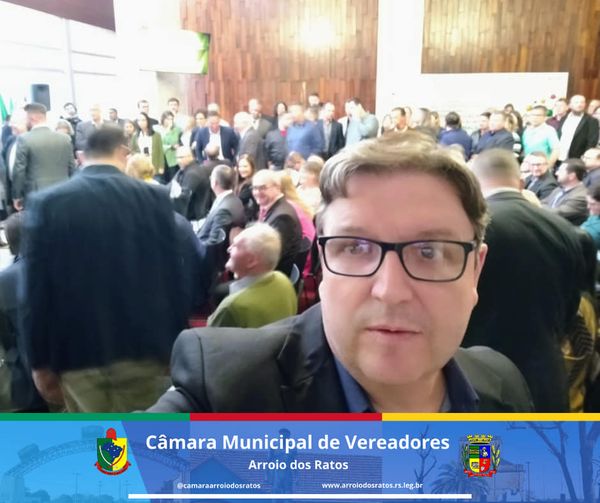 O Presidente da Câmara Municipal de Arroio dos Ratos Dilson Lemos esteve na tarde de ontem no Salão Júlio de Castilhos da Assembleia Legislativa, em Porto Alegre/RS, participando do Ato de instalação da Frente Parlamentar de Fomento ao Turismo Gaúcho.