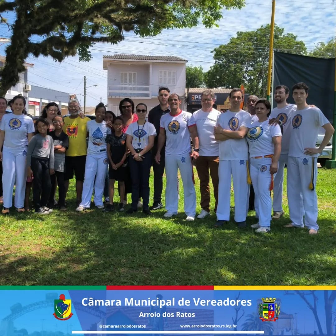 O Presidente da Câmara Municipal de Vereadores de Arroio dos Ratos Dilson Lemos, acompanhado do Assessor de Comunicação Arthur Leão, Prestigiaram o evento organizado pela Coordenadora de Cultura Tatiele Menezes, sobre a Consciência Negra.