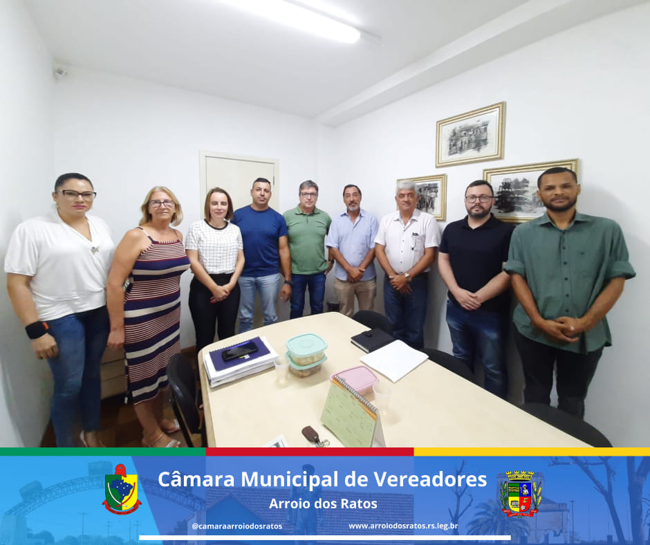 O Presidente da Câmara Municipal de Vereadores Dilson Lemos e os vereadores Jéslei Salines,  Marcos Monteiro,  Neida Lima e Cintia Jardim, juntamente com seu Jurídico Receberam em Reunião os Empresários Sr.Antônio Gomes e o Sr. José Luiz Martin.